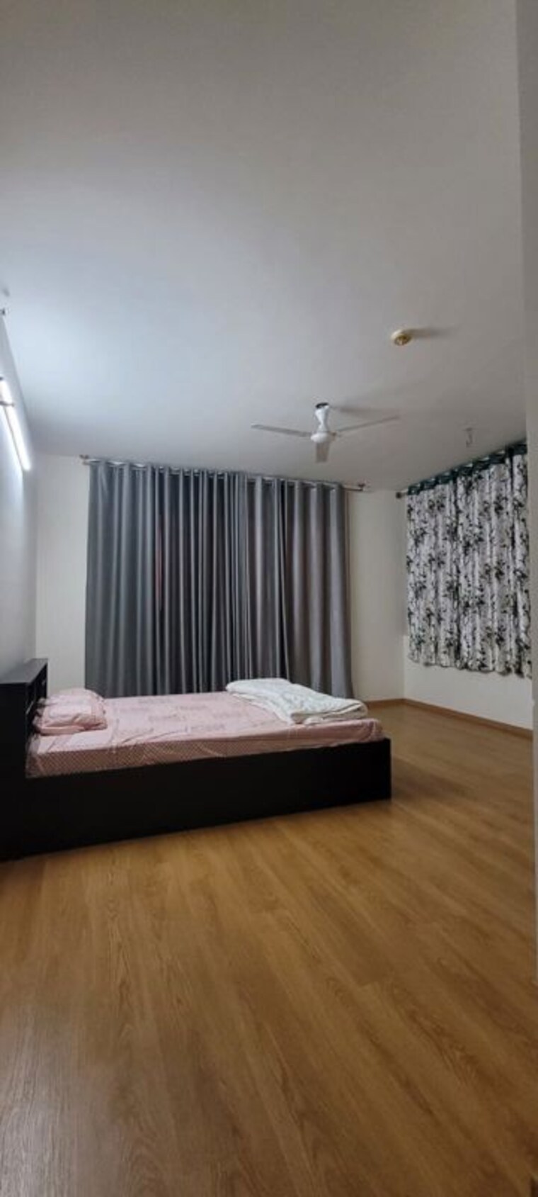 Bedroom, mantri-lithos 3 Bedroom 1690 Sq.Ft. Apartment In Thanisandra Bangalore 10759283