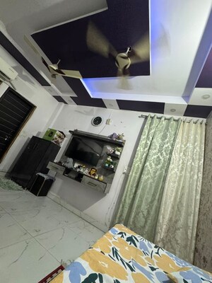 Room in 2 BHK Apartment at Mahendra Enclave, Shastri Nagar – for Sale