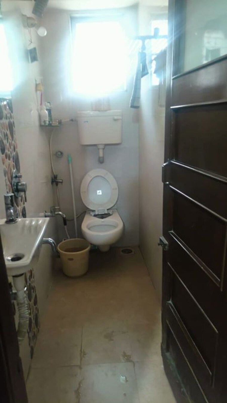 Bathroom, orlem-peace 2 Bedroom 646 Sq.Ft. Apartment In Malad West Mumbai 10759308
