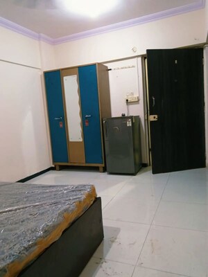 Room in 1 RK Apartment at Royal Palms Piccadilly Condos, Goregaon East – for Rent