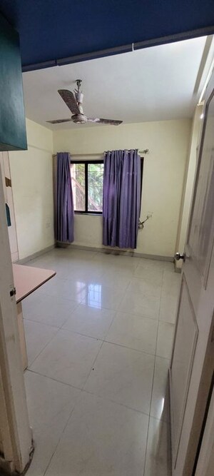 Room in 2 BHK Apartment at Acme Ozone, Manpada – for Rent