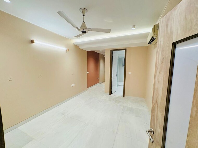 Room, vasant kunj 3 Bedroom 1800 Sq.Ft. Apartment In Vasant Kunj Delhi 10759343