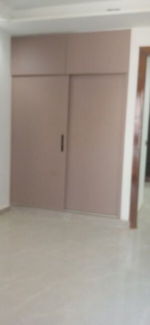 Room in 2 BHK Builder Floor at Palam – for Sale