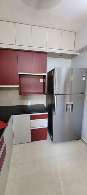 Furnished Amenities in 3 BHK Apartment at Hiranandani Meadows, Manpada – for Rent