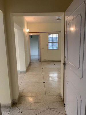 Building Lobby in 3 BHK Builder Floor at Unitech South City II, Sector 50 – for Rent