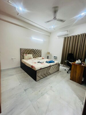 2 BHK Builder Floor For Rent in Sector 51