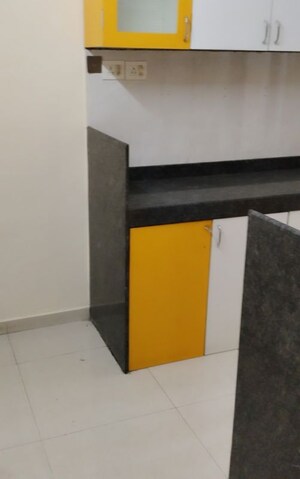 Room in 2 BHK Apartment at Runwal My City Phase II Cluster 05, Dombivli East – for Rent