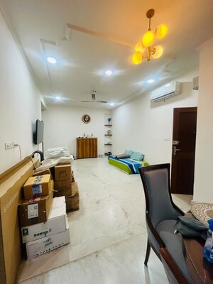 Living Room in 2 BHK Builder Floor at Sector 38 – for Rent