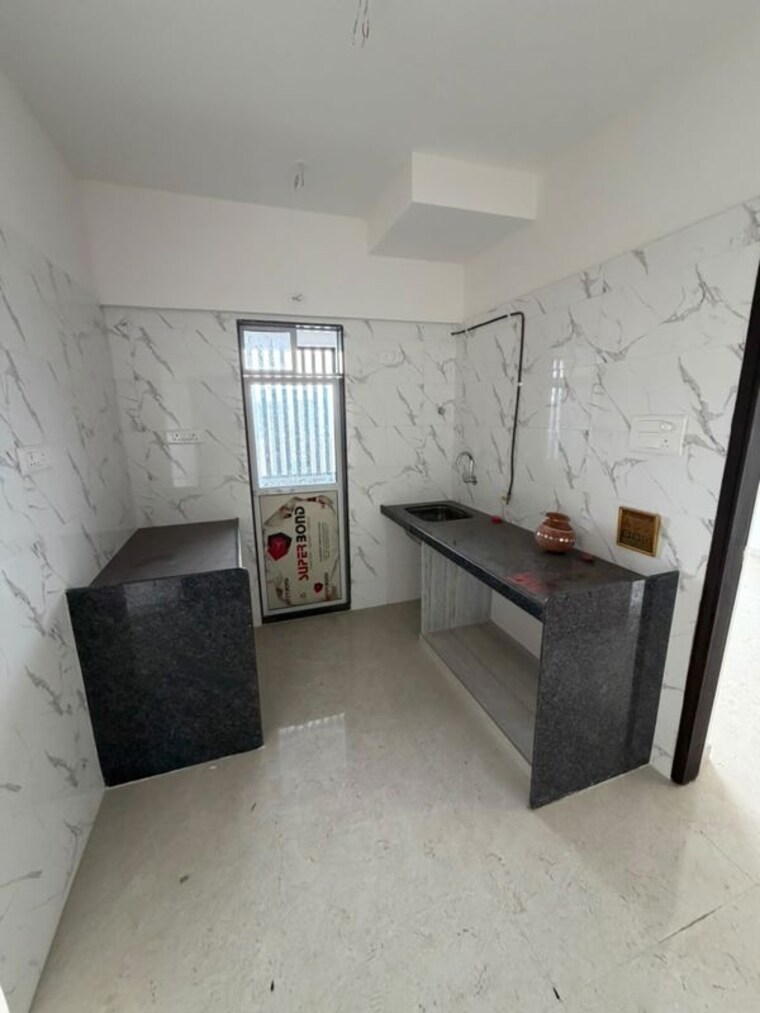 Living Room, malad west 1 Bedroom 450 Sq.Ft. Apartment In Malad West Mumbai 10759480