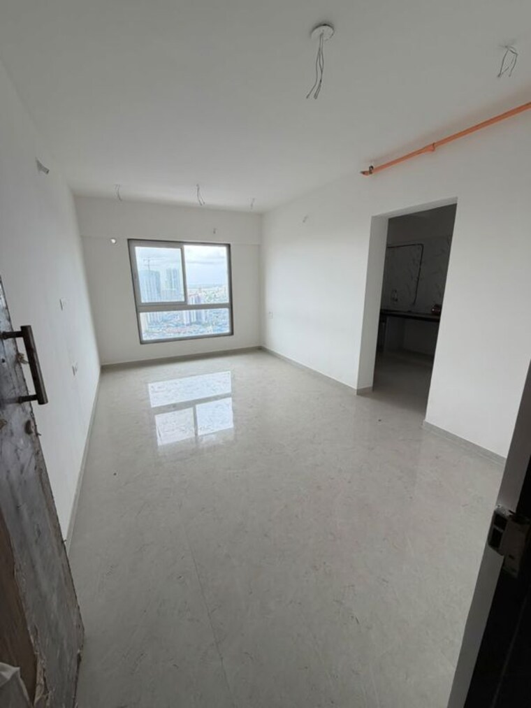 Room, malad west 1 Bedroom 450 Sq.Ft. Apartment In Malad West Mumbai 10759480