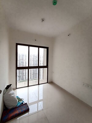 Room in 1.5 BHK Apartment at Runwal My City Phase II Cluster 05, Dombivli East – for Rent