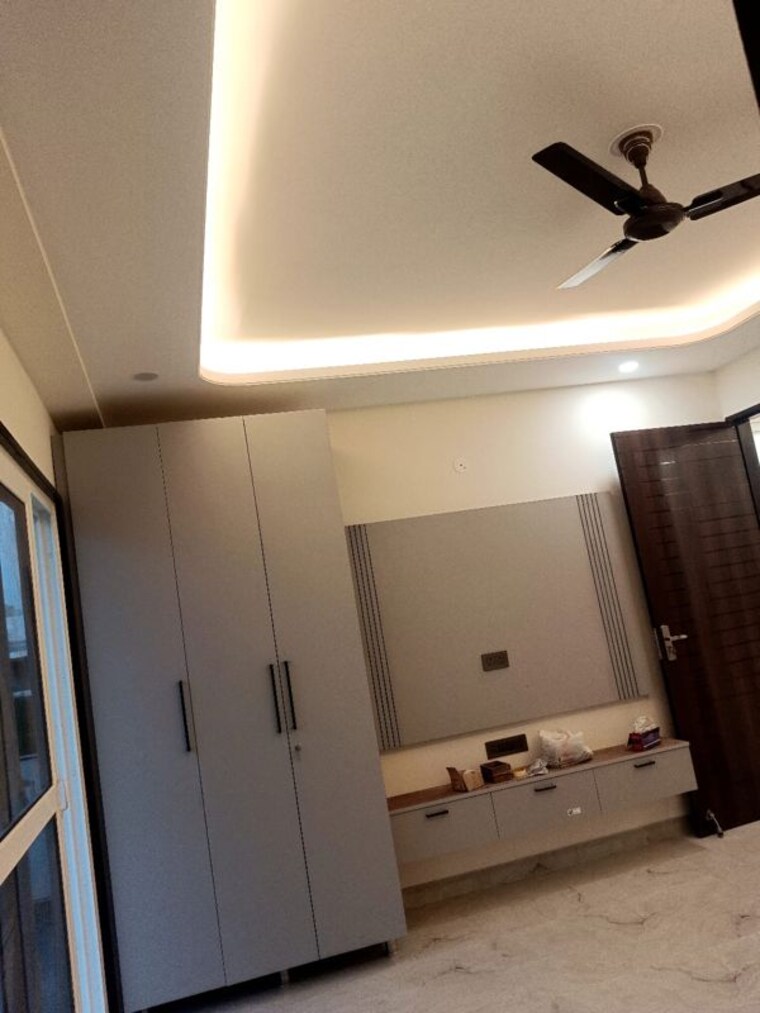 undefined, sector 52 3.5 Bedroom 2300 Sq.Ft. Builder Floor In Sector 52 Gurgaon 10759474