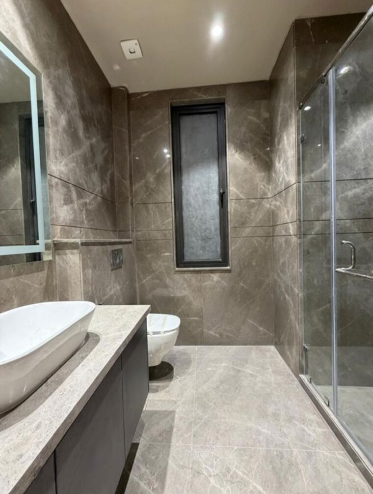 Bathroom, greater kailash 4 Bedroom 2700 Sq.Ft. Builder Floor In Greater Kailash Delhi 10759515