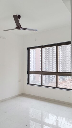 Room in 1.5 BHK Apartment at Runwal My City Phase II Cluster 05, Dombivli East – for Rent
