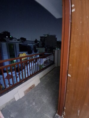 Balcony in 1 RK Builder Floor at Sector 56 – for Rent
