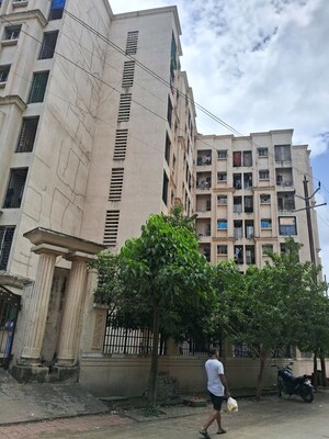  Apartment For Sale in Badlapur