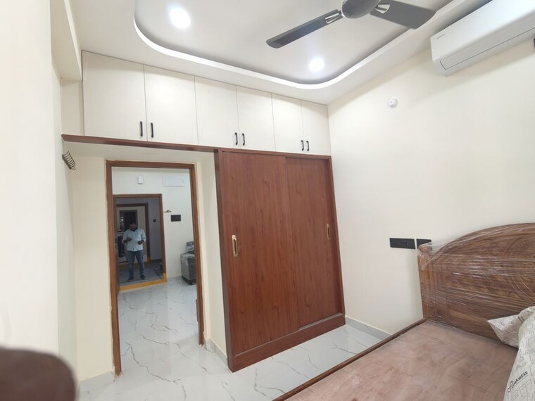 Room, tulip-residency-kondapur 1 Bedroom 680 Sq.Ft. Apartment In Kondapur Hyderabad 10759612
