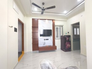 Room in 1 BHK Apartment at Tulip Residency Kondapur, Kondapur – for Rent