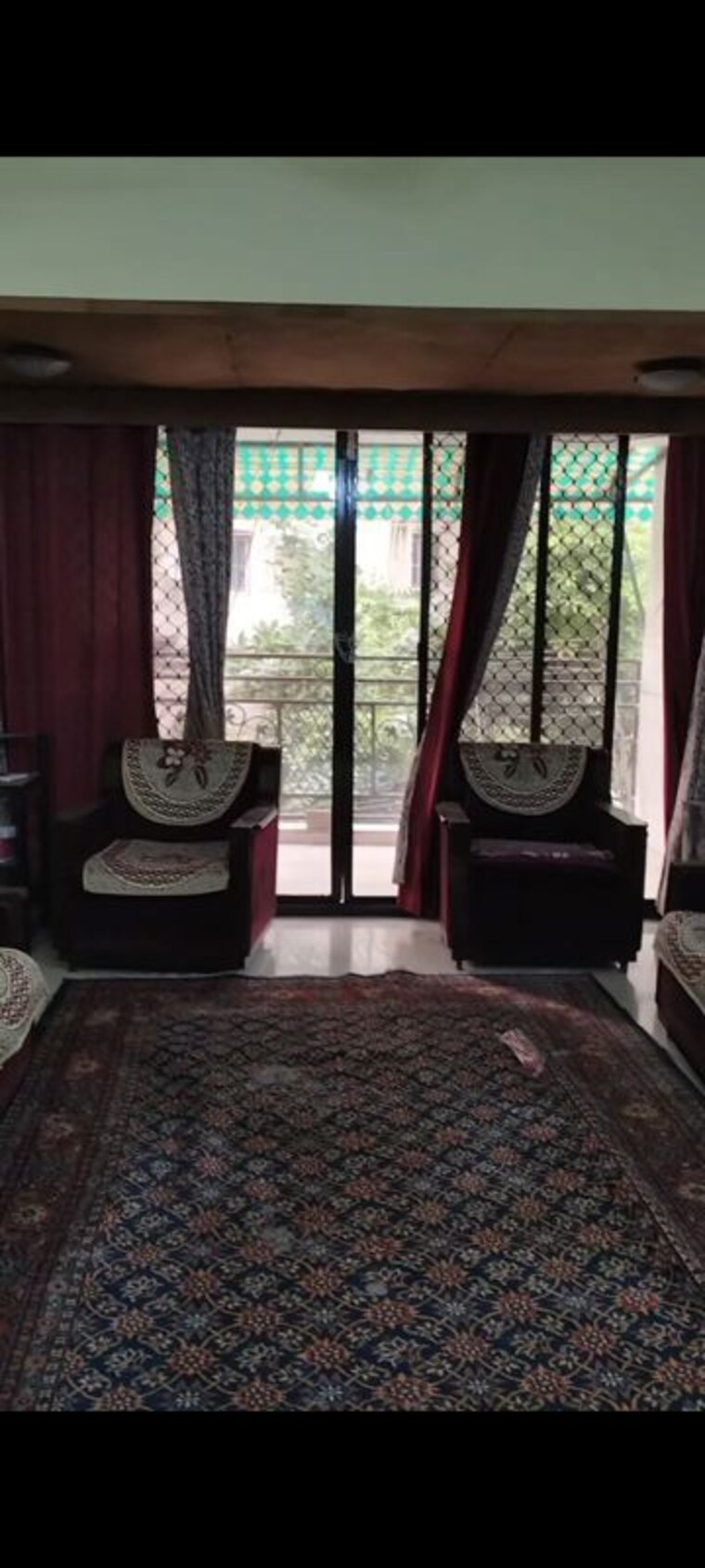 Living Room, arun-vihar-sector-37 2.5 Bedroom 1100 Sq.Ft. Apartment In Sector 37 Noida 10759618