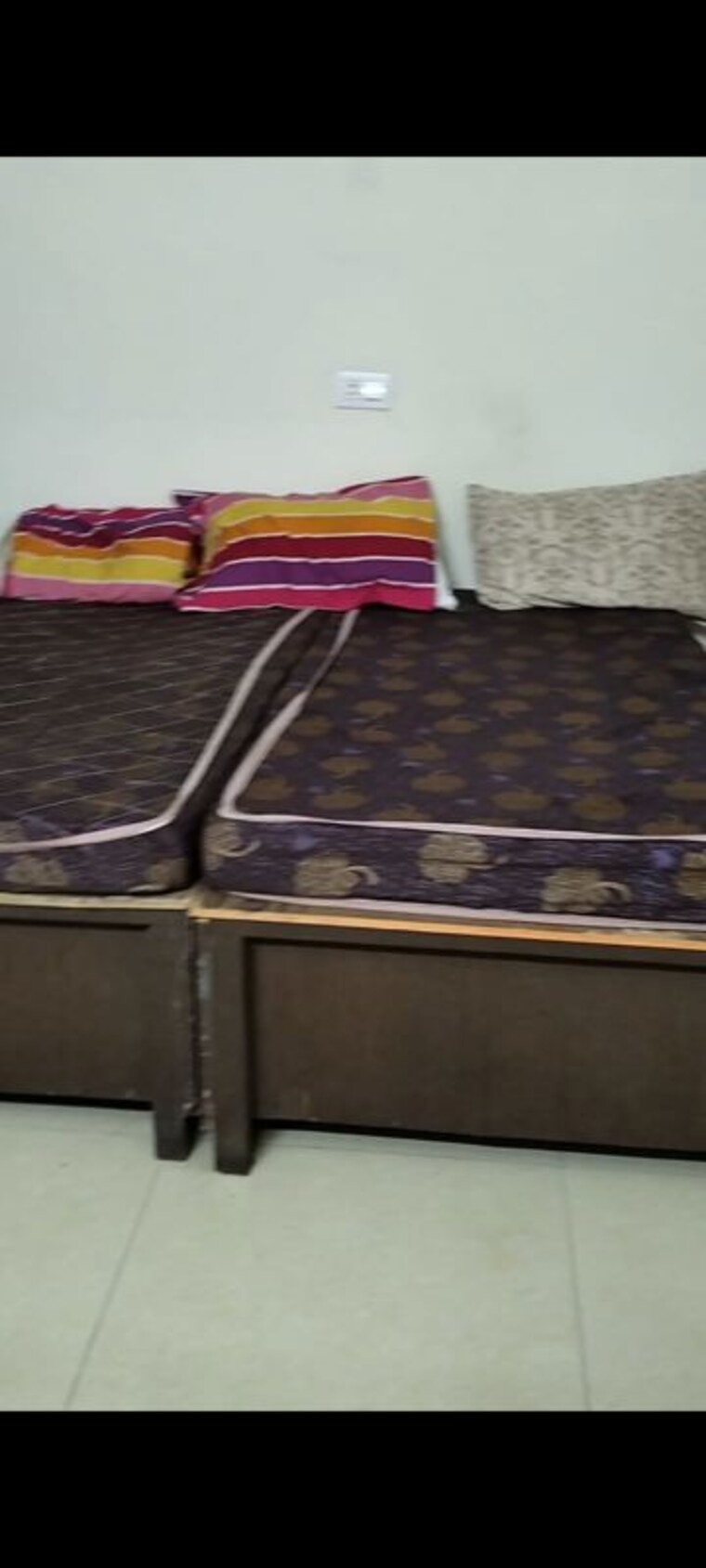 Bedroom, arun-vihar-sector-37 2.5 Bedroom 1100 Sq.Ft. Apartment In Sector 37 Noida 10759618