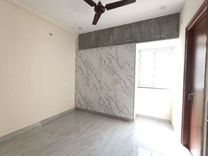Room in 2 BHK Apartment at Golden Tulip Kondapur, Kondapur – for Rent