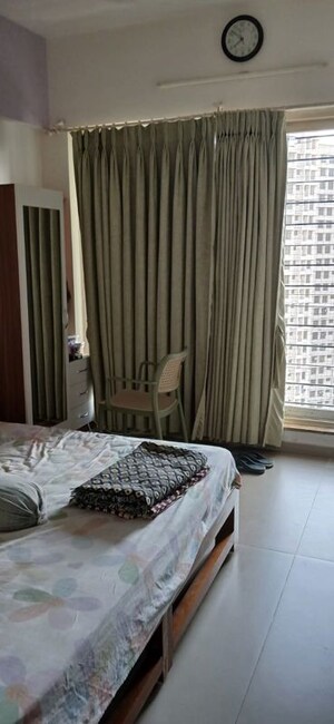Bedroom in 3 BHK Apartment at Vasant Valley Ivy Tower, Malad East – for Rent