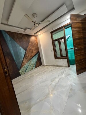 Room in 2 BHK Builder Floor at Uttam Nagar – for Rent