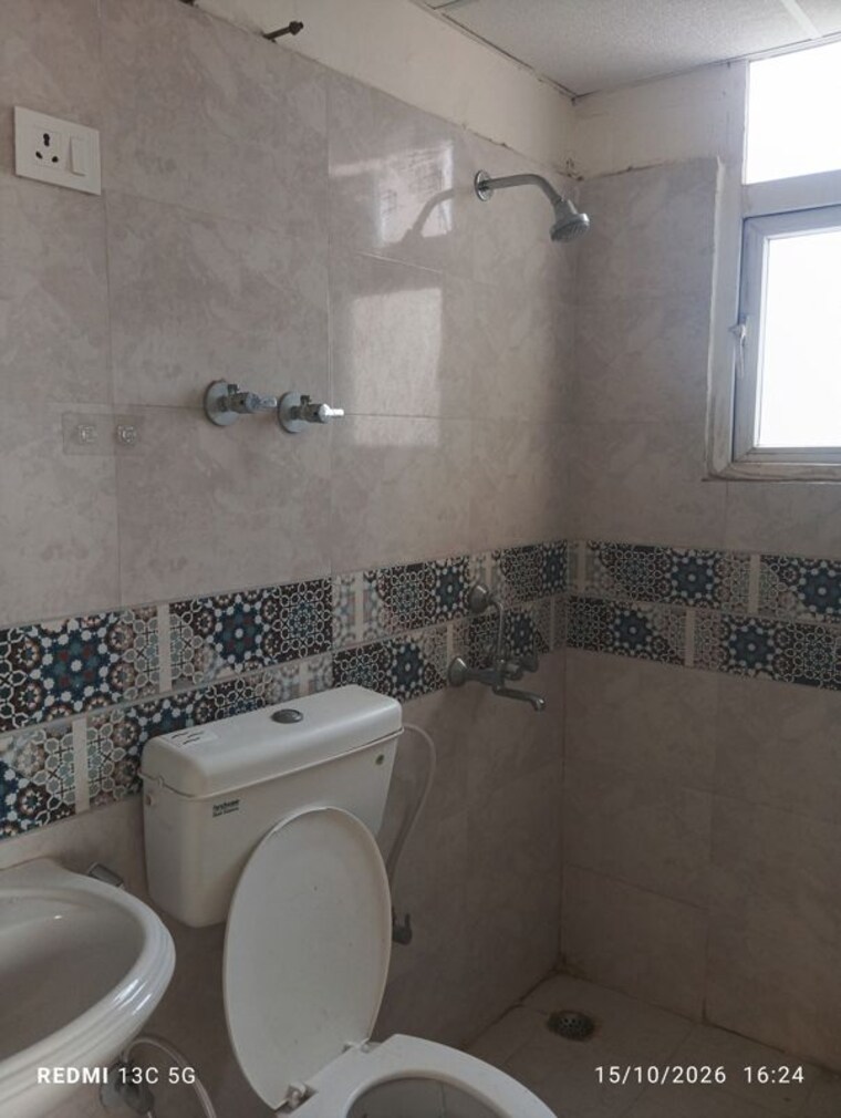 Bathroom, signature-global-prime 2 Bedroom 573 Sq.Ft. Apartment In Sector 63a Gurgaon 10759663