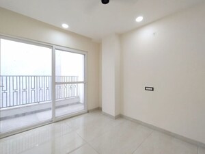 Room in 5 BHK Builder Floor at Vasant Kunj – for Rent