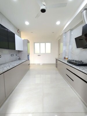 Building Lobby in 5 BHK Builder Floor at Vasant Kunj – for Rent