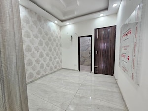 Room in 2 BHK Independent House at Sector 10 – for Rent