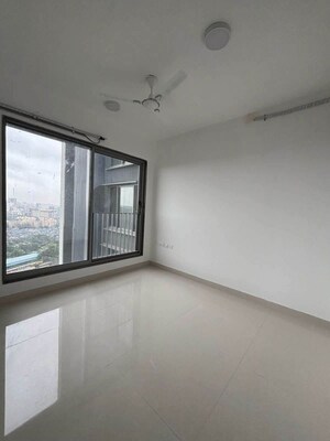 2 BHK Apartment For Rent in Sunteck City Avenue 4, Goregaon West