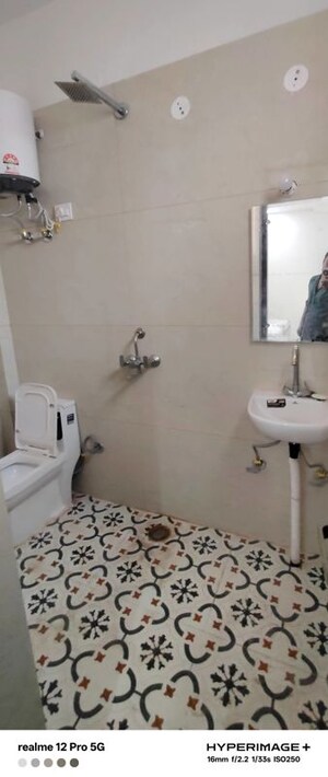 Bathroom in 1 BHK Apartment at Vastu Apartments, Sector 55 – for Rent