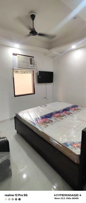 Bedroom in 1 BHK Apartment at Vastu Apartments, Sector 55 – for Rent