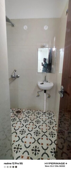 Bathroom in 1 BHK Apartment at Vastu Apartments, Sector 55 – for Rent