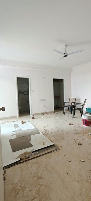 Team Area in 3 BHK Apartment at Chandra Panorama, Sushant Golf City – for Sale