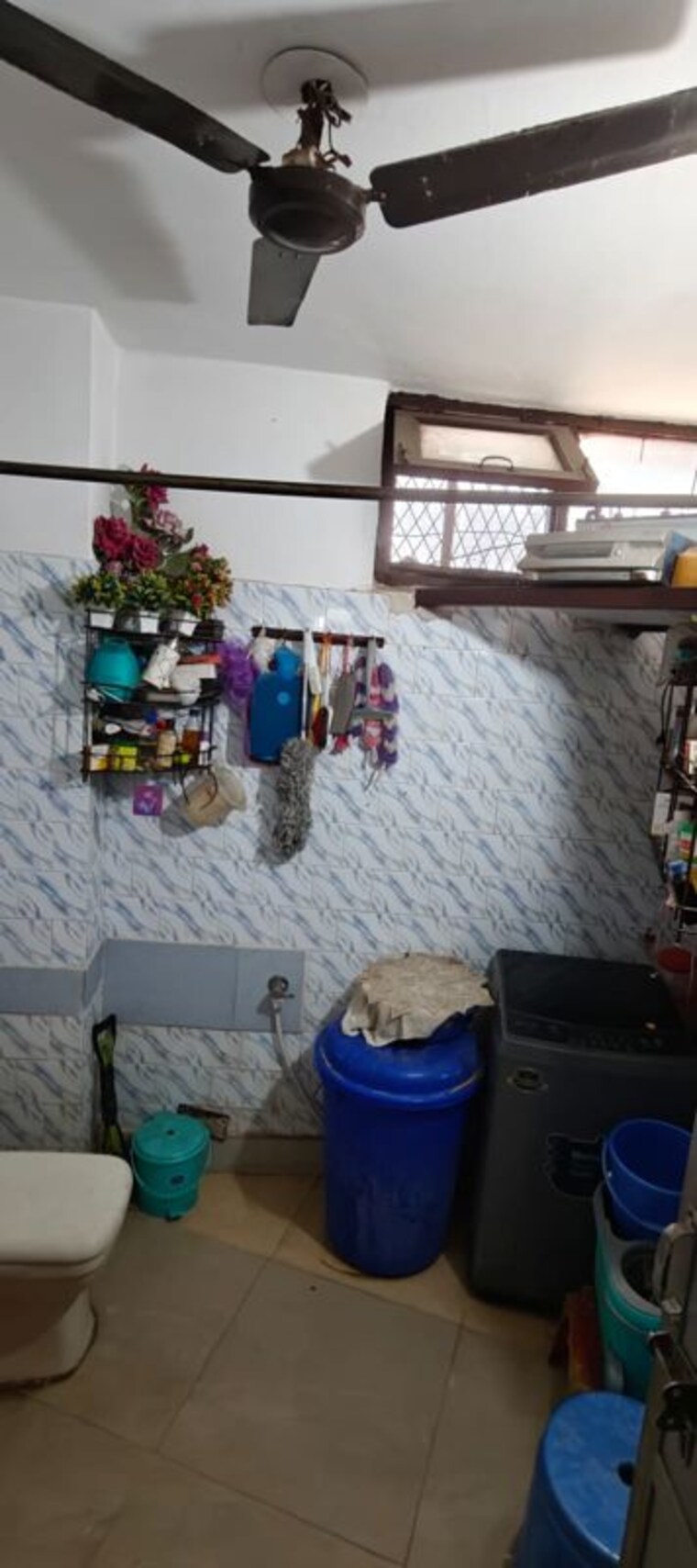Bathroom, mehrauli 2 Bedroom 800 Sq.Ft. Builder Floor In Mehrauli Delhi 10759934