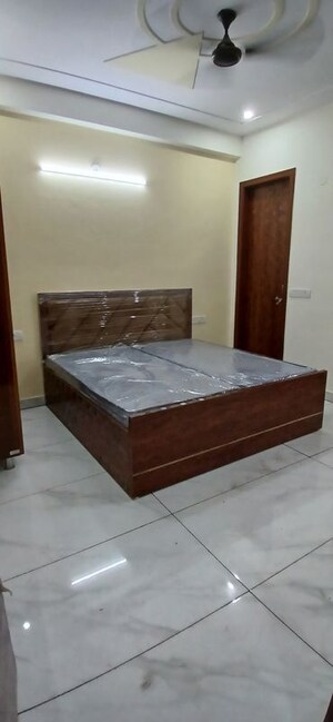1 RK Builder Floor For Rent in Sector 57