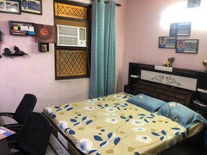 Bedroom in 3 BHK Builder Floor at Mehrauli – for Rent