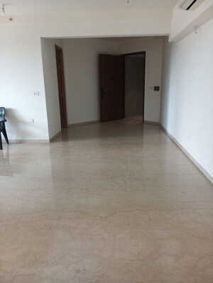 2 BHK Apartment For Rent in Marathon Monte South, Byculla West