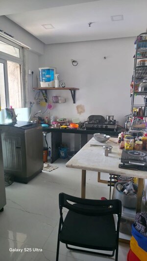 Team Area in 2 BHK Apartment at Ameya CHS, Prabhadevi – for Rent