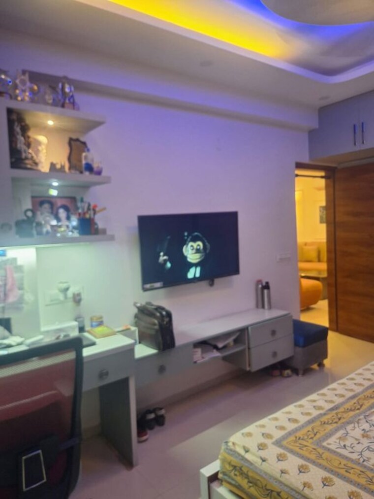 Living Room, tulip-violet 3 Bedroom 1578 Sq.Ft. Apartment In Sector 69 Gurgaon 10760081