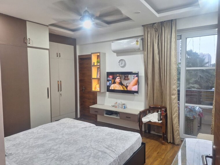 Living Room, tulip-violet 3 Bedroom 1578 Sq.Ft. Apartment In Sector 69 Gurgaon 10760081
