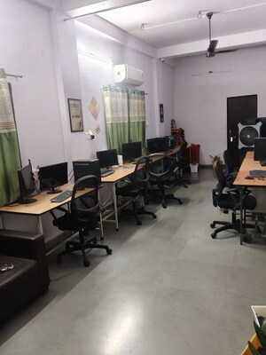 Team Area in  Office Space at Vrindavan Colony – for Rent