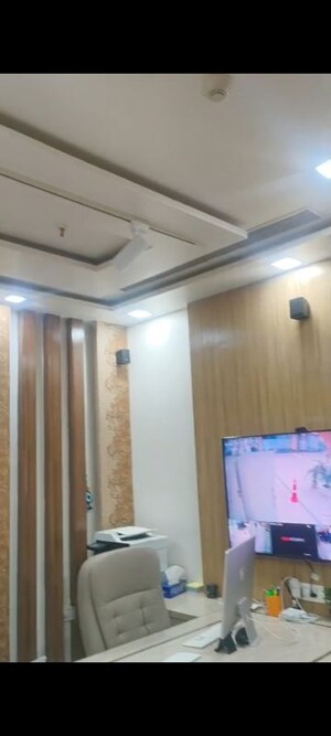 Bedroom in  Office Space at Netaji Subhash Place – for Rent