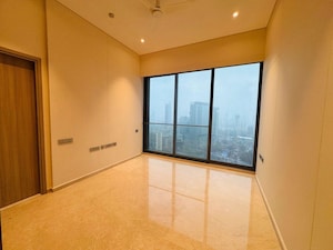 Room in 3 BHK Apartment at Rustomjee Crown, Prabhadevi – for Rent