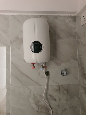 Bathroom in 1 BHK Apartment at Grace Mass Metropolis, Chembur – for Rent