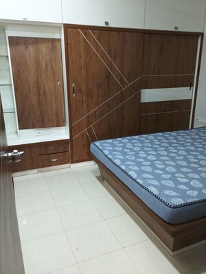 Bedroom in 3 BHK Villa at Vejalpur – for Rent