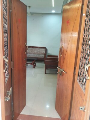 Living Room in 3 BHK Villa at Vejalpur – for Rent