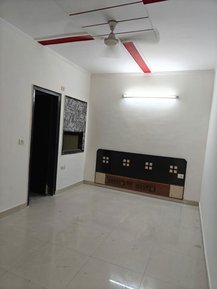 undefined, sector 57 3 Bedroom 1200 Sq.Ft. Independent House In Sector 57 Gurgaon 10760195